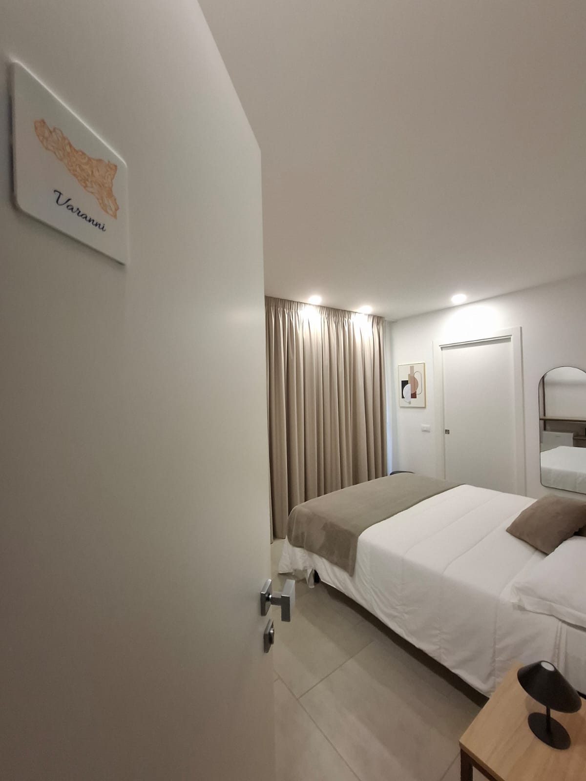 Sikelia Rooms